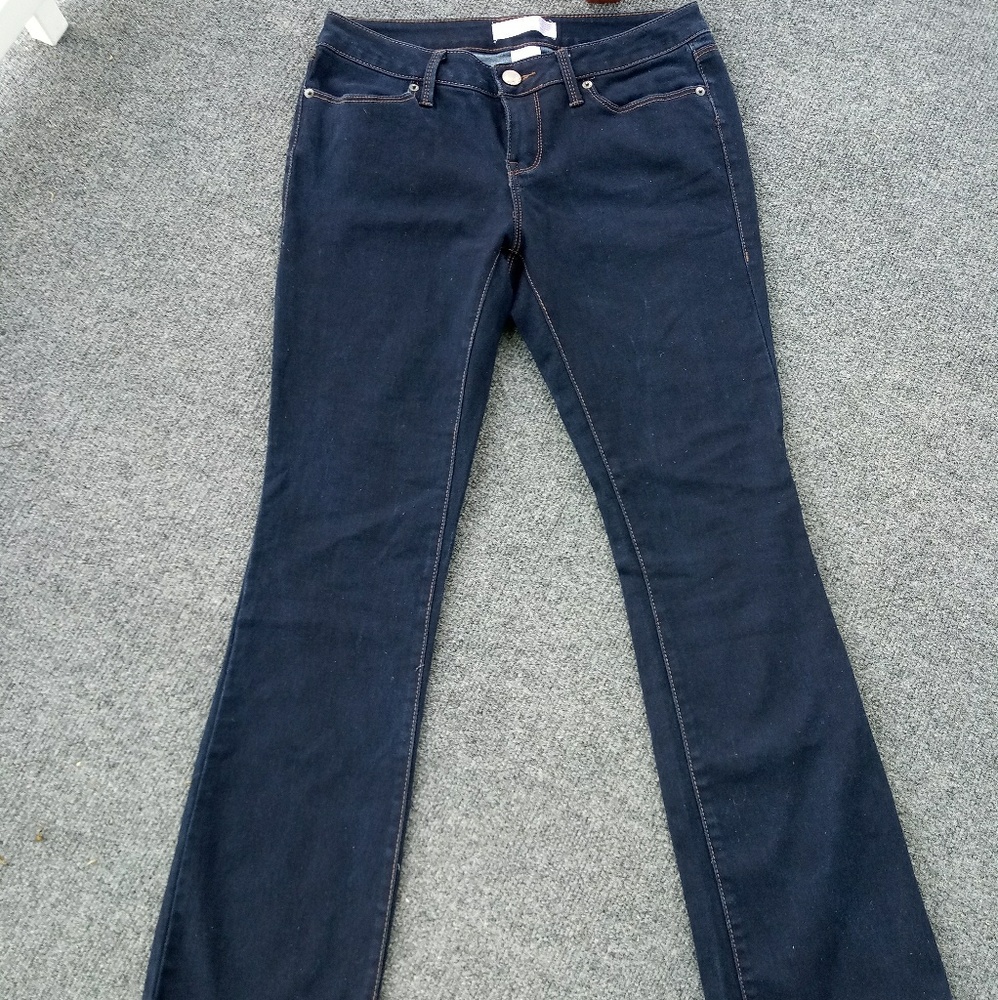 No boundaries Jeans, dark blue color